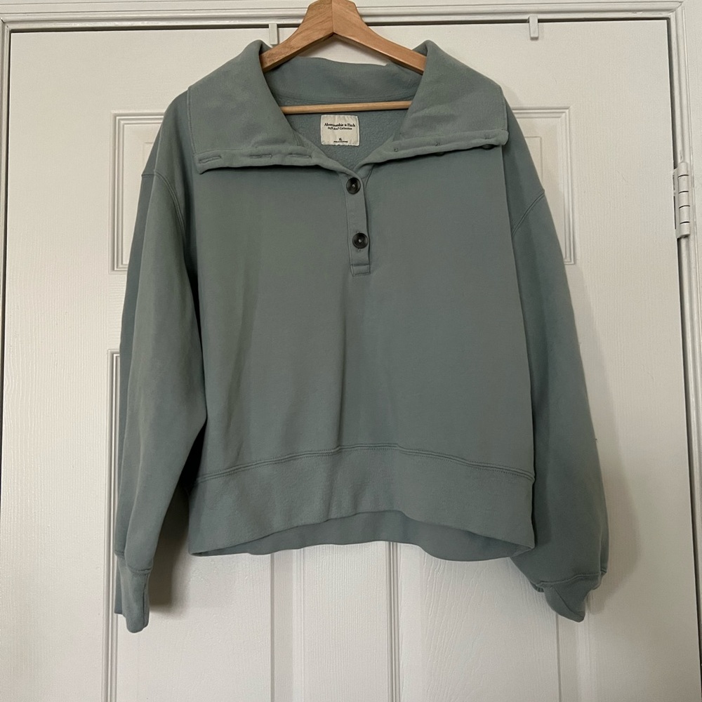 Abercrombie Cropped Sweatshirt XL